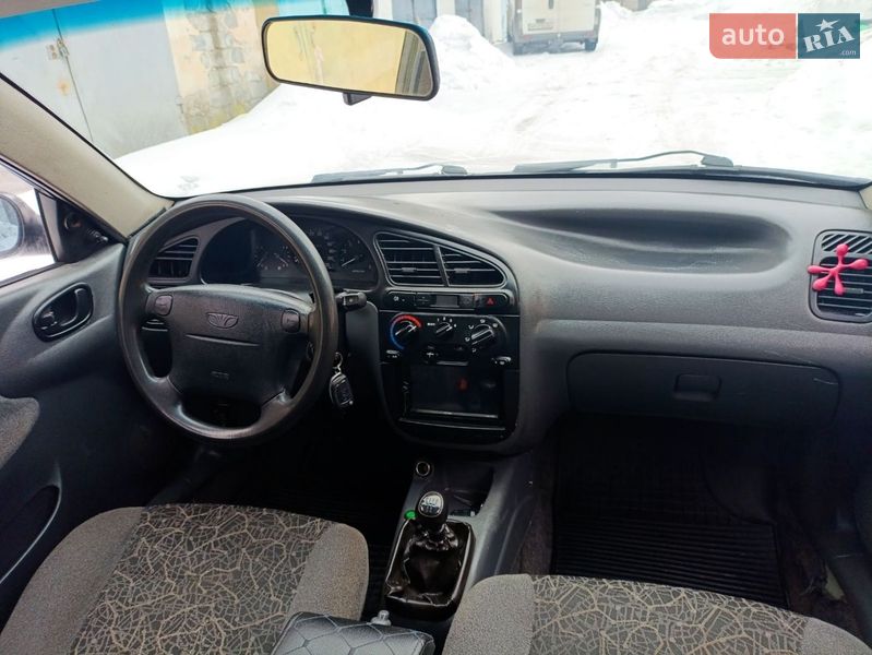 Седан Daewoo Lanos 2008 в Озерному