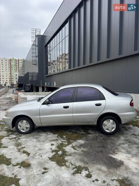 Седан Daewoo Lanos 2008 в Києві