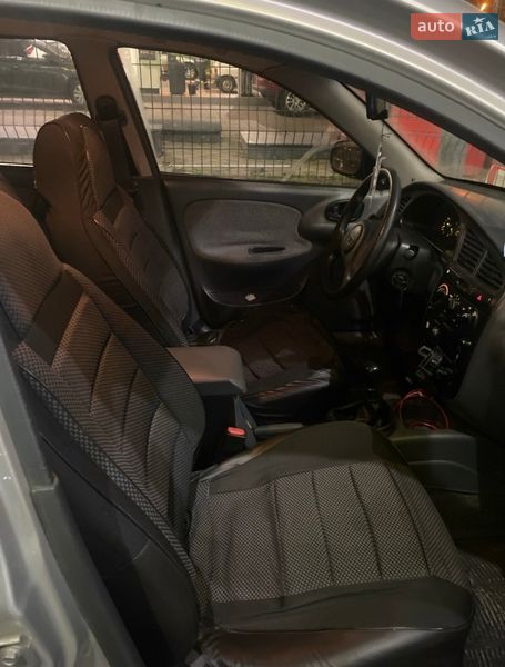 Седан Daewoo Lanos 2005 в Харкові