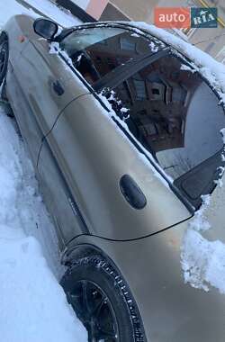 Седан Daewoo Lanos 2004 в Хусті