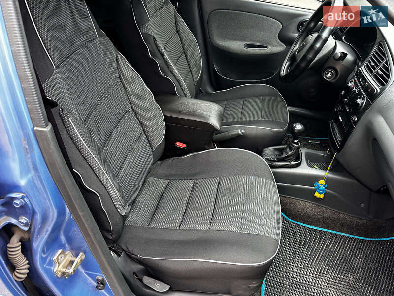 Седан Daewoo Lanos 2006 в Запорожье