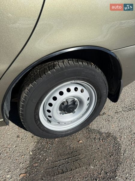 Седан Daewoo Lanos 2005 в Чернігові