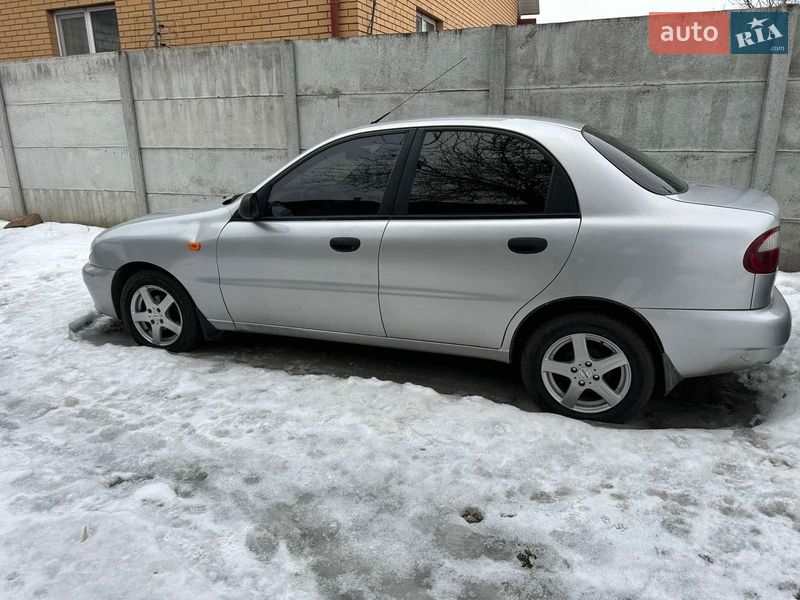 Седан Daewoo Lanos 2008 в Києві