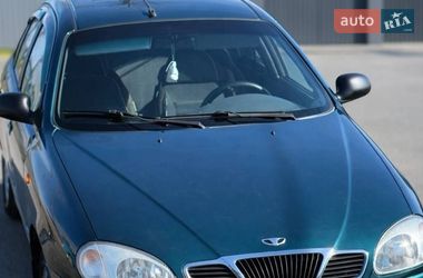 Седан Daewoo Lanos 2004 в Великодолинском