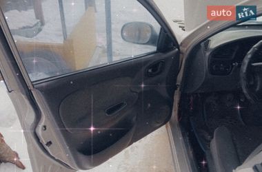 Седан Daewoo Lanos 2004 в Львове