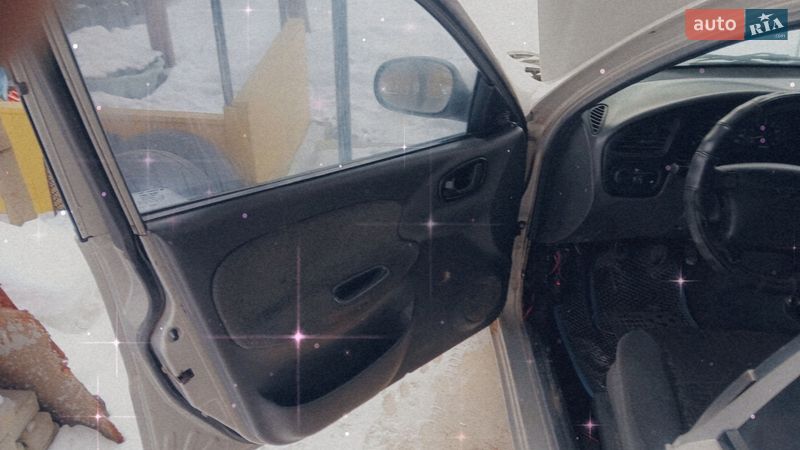 Седан Daewoo Lanos 2004 в Львове