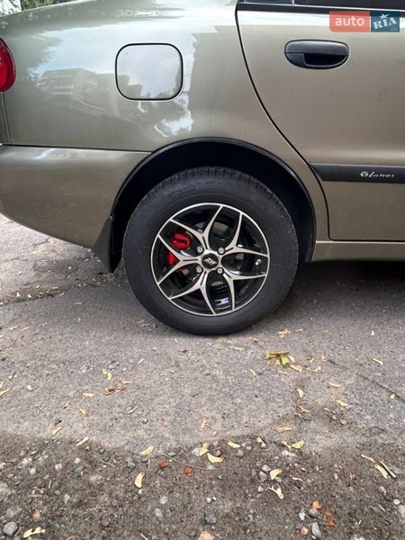 Седан Daewoo Lanos 2005 в Дніпрі