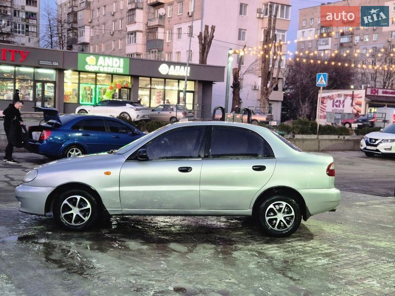 Седан Daewoo Lanos 2006 в Дніпрі