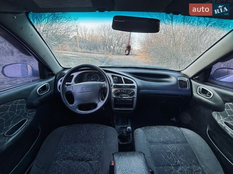 Седан Daewoo Lanos 2003 в Первомайську