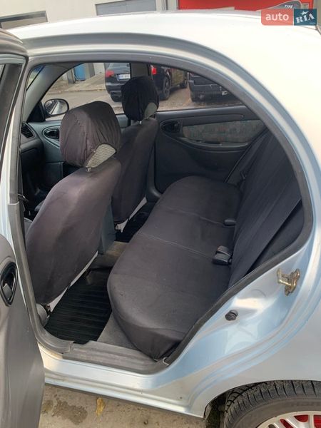Седан Daewoo Lanos 2005 в Вараше