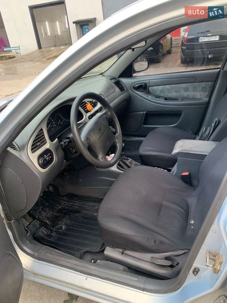 Седан Daewoo Lanos 2005 в Вараше