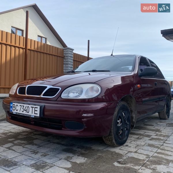 Седан Daewoo Lanos 2009 в Львові