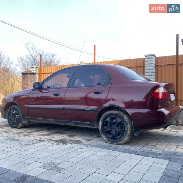 Седан Daewoo Lanos 2009 в Львові