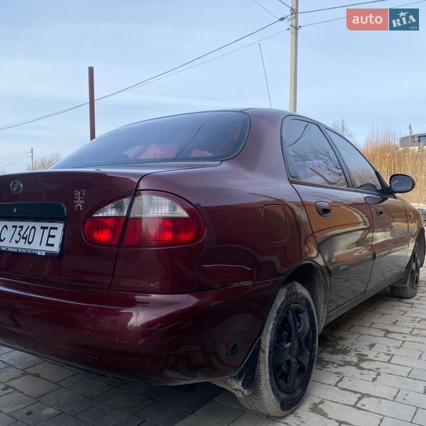 Седан Daewoo Lanos 2009 в Львові