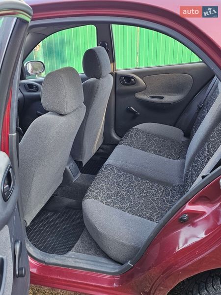 Седан Daewoo Lanos 2005 в Делятине