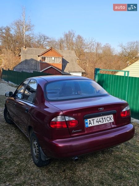 Седан Daewoo Lanos 2005 в Делятине