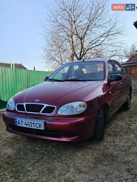 Седан Daewoo Lanos 2005 в Делятине
