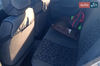 Седан Daewoo Lanos 2002 в Полтаве