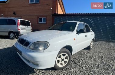 Седан Daewoo Lanos 2004 в Дергачах