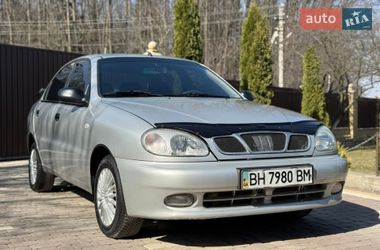 Седан Daewoo Lanos 2004 в Косове