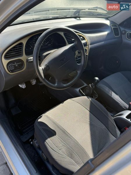 Седан Daewoo Lanos 2004 в Косове