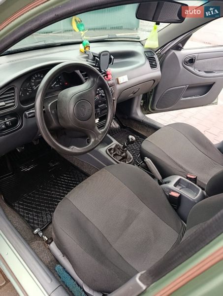 Седан Daewoo Lanos 2010 в Житомире