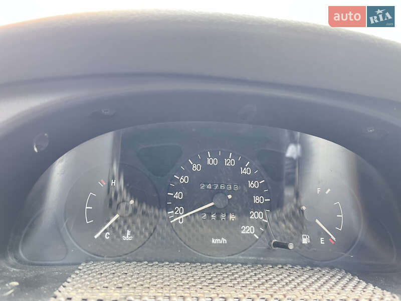Седан Daewoo Lanos 2005 в Киеве