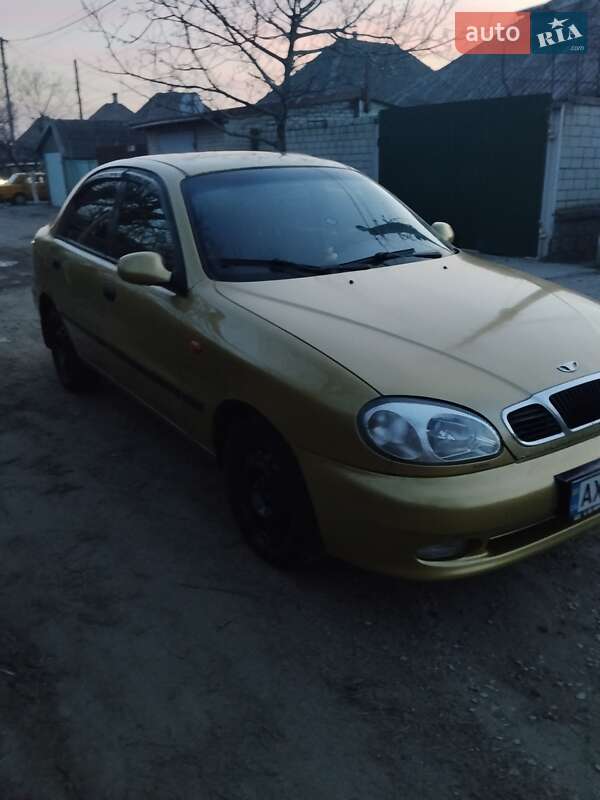 Седан Daewoo Lanos 2003 в Белгороде-Днестровском