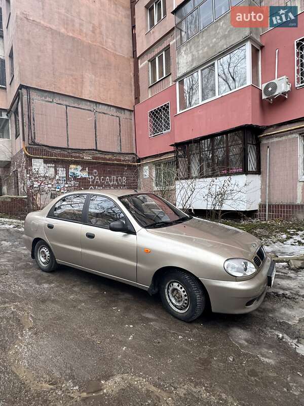 Седан Daewoo Lanos 2008 в Днепре