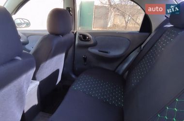 Седан Daewoo Lanos 2004 в Краснограде
