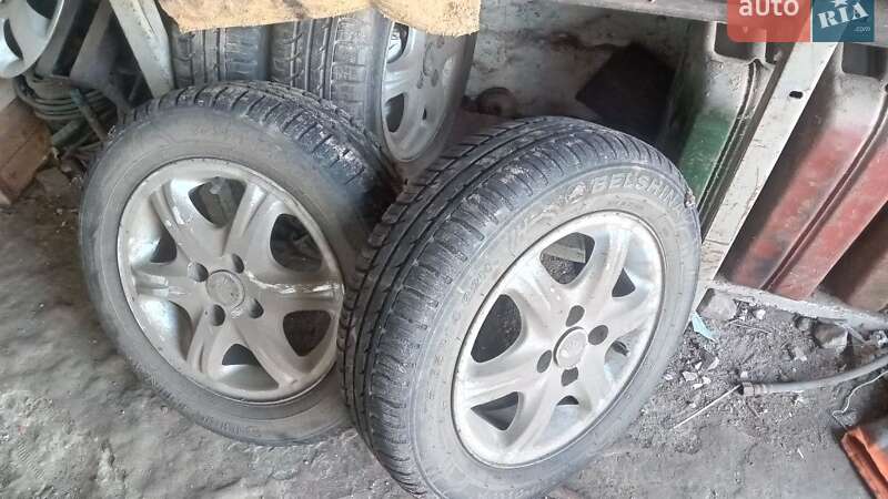 Седан Daewoo Lanos 2004 в Полтаве