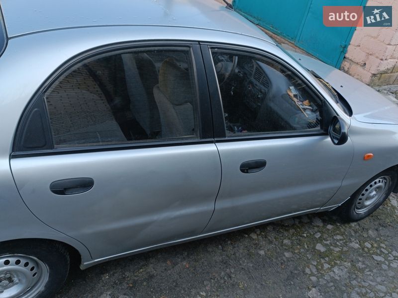 2008 Daewoo Lanos, VIN Y6DTF69YD8W411211:plate — фото 1 (autoria)