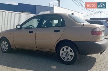 Седан Daewoo Lanos 2002 в Черновцах