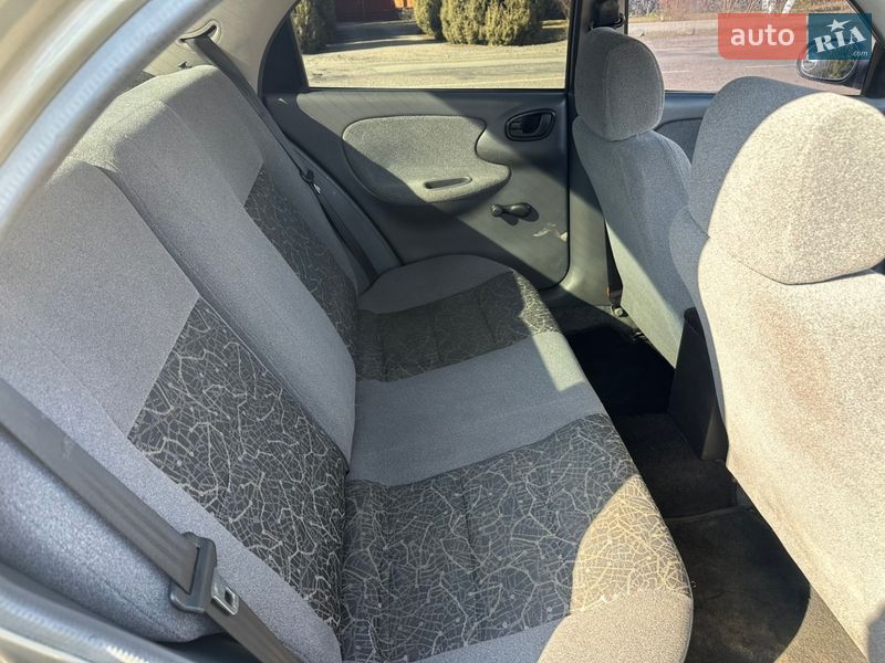 Седан Daewoo Lanos 2005 в Черкассах