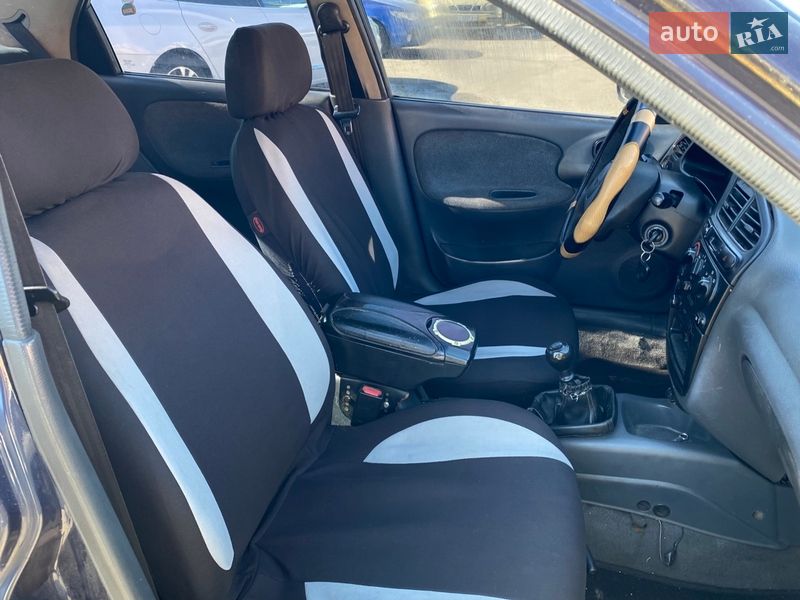 Седан Daewoo Lanos 2006 в Киеве