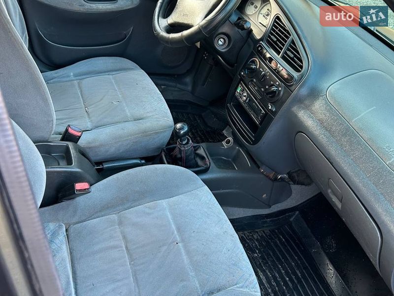 Седан Daewoo Lanos 2005 в Житомире