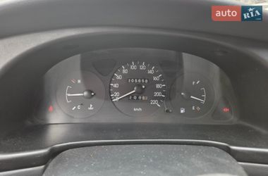 Седан Daewoo Lanos 1999 в Киеве