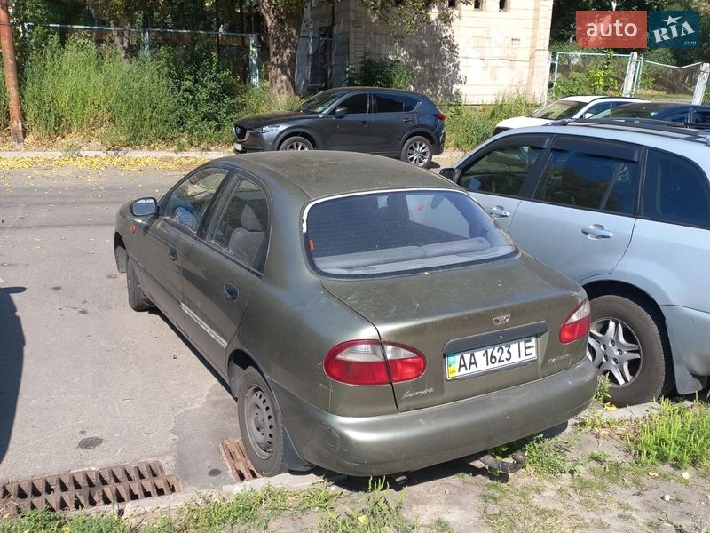 Седан Daewoo Lanos 2003 в Киеве