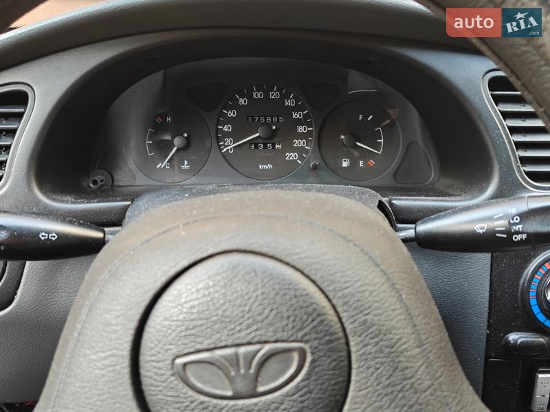 Седан Daewoo Lanos 2005 в Киеве