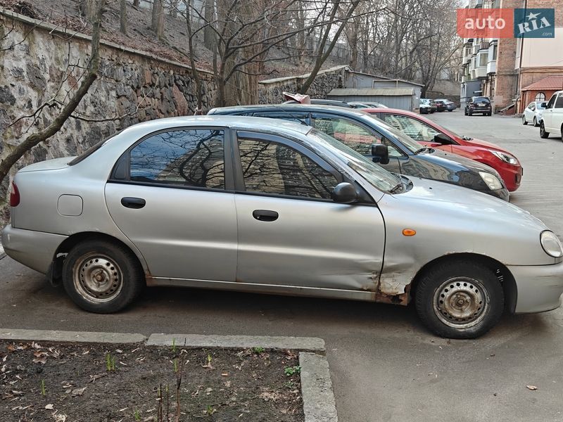 Седан Daewoo Lanos 2005 в Киеве