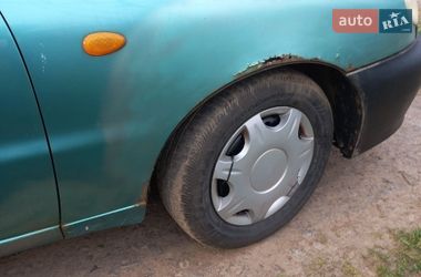 Седан Daewoo Lanos 1998 в Ужгороде
