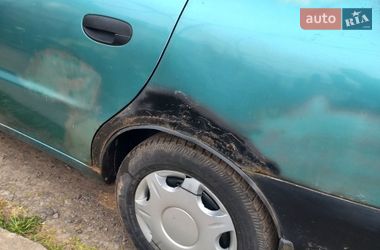 Седан Daewoo Lanos 1998 в Ужгороде