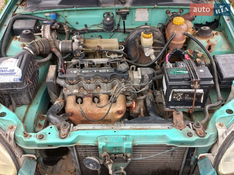 Седан Daewoo Lanos 1998 в Ужгороде