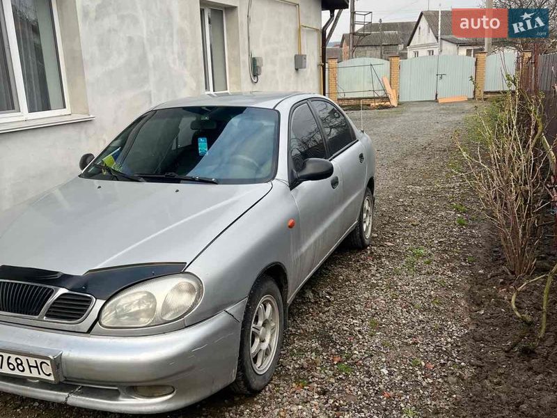 Седан Daewoo Lanos 2000 в Красилове