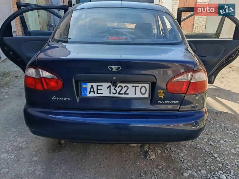 Седан Daewoo Lanos 2004 в Днепре