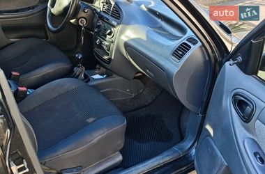 Седан Daewoo Lanos 2010 в Городке