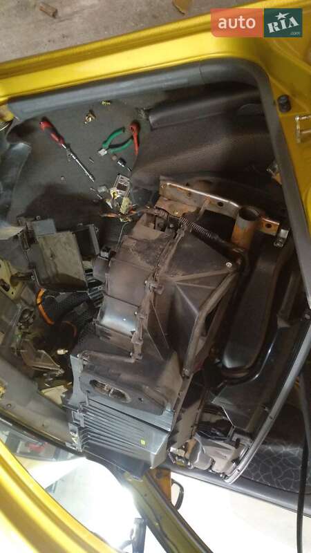 Седан Daewoo Lanos 2002 в Львове