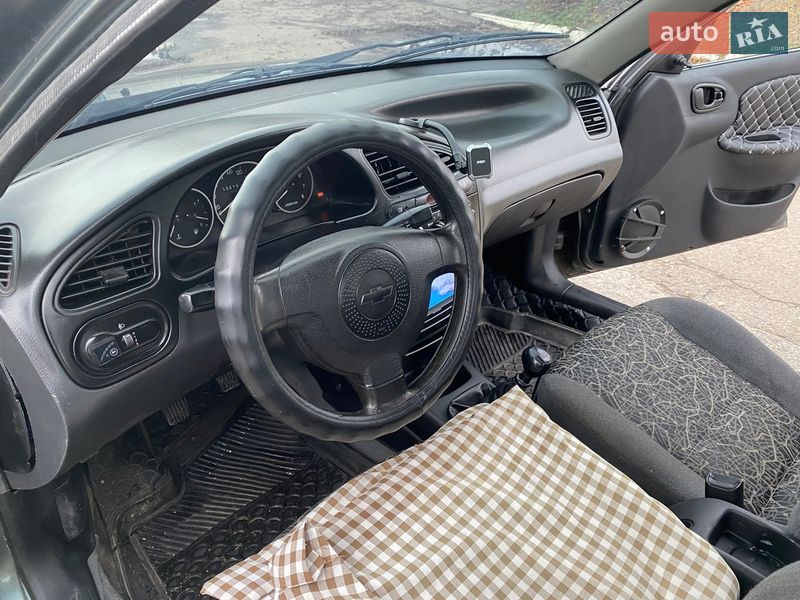 Седан Daewoo Lanos 1998 в Подольске