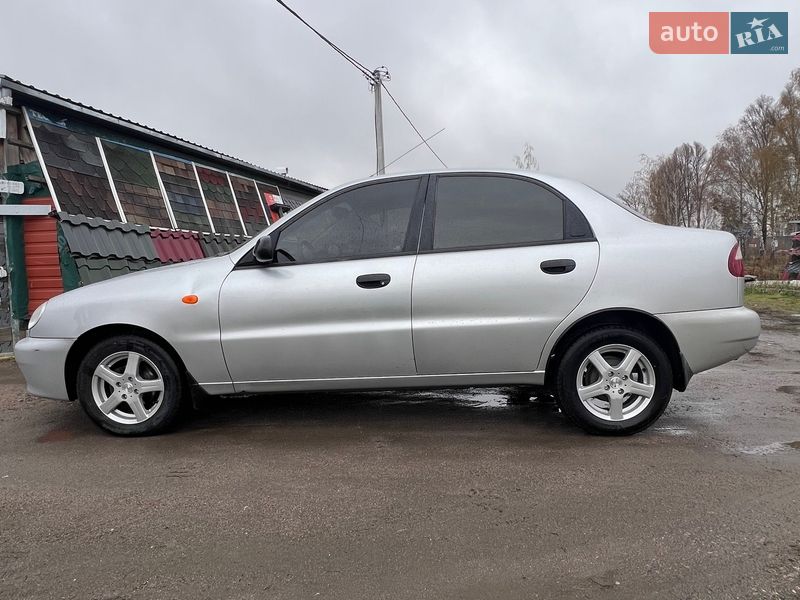 Седан Daewoo Lanos 2008 в Киеве фото 3 Седан Daewoo Lanos 2008 в Киеве