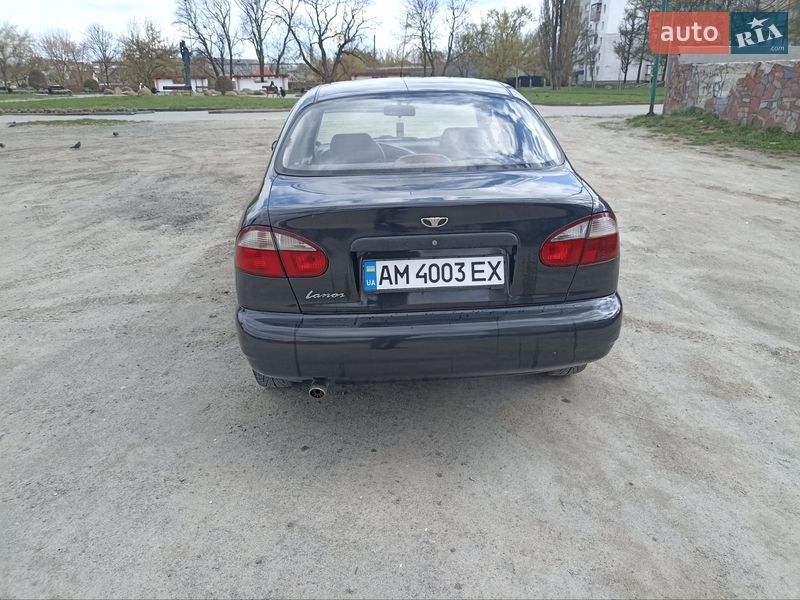 Седан Daewoo Lanos 2008 в Звягелі